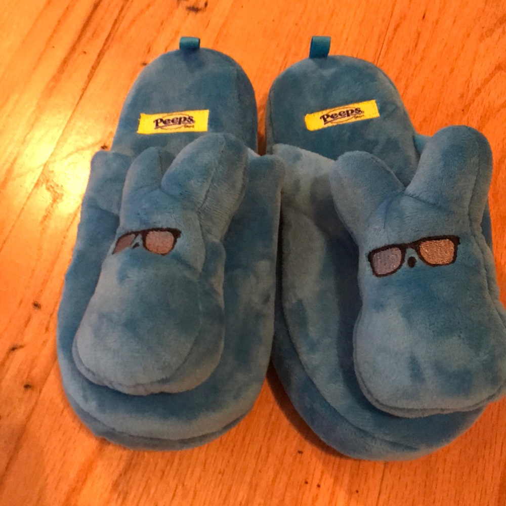 Peeps brand kids slippers